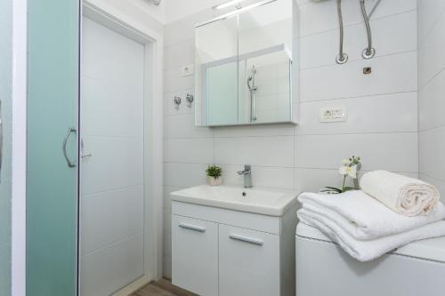 Apartment Marija-Maja