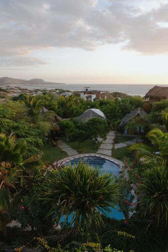 an aerial view of a resort with a swimming pool at La Fragata in Vichayito