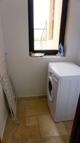 Φωτογραφία από το άλμπουμ του HC Apartments Kaliakria σε Topola