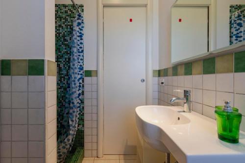 Ένα μπάνιο στο Pergola 705