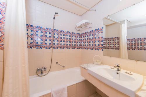 Un baño de Abou Sofiane Hotel