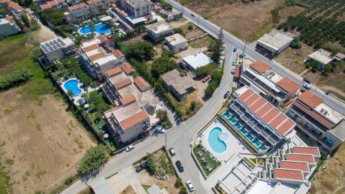 Kolam renang di atau dekat dengan Selini Suites & Waterpark