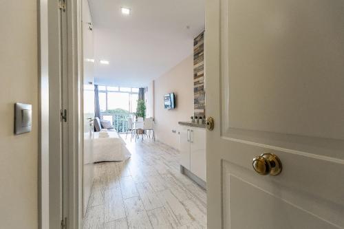 Sun Coast Benalmádena -- Superb studio near the beach with breakfast photo 25