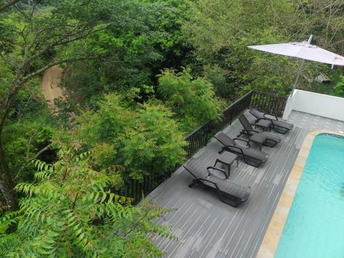 FINCA LA AMISTADの敷地内または近くにあるプール
