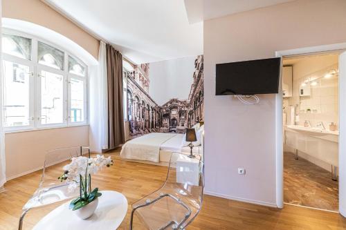 Gallery image of PJACA CITY ROOMS in Split