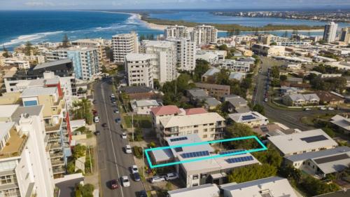 an aerial view of a city with buildings at Saltys Place, Pet Friendly and Close To Beach in Caloundra