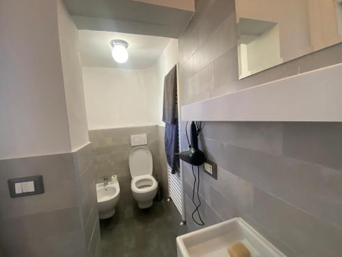 Giglio Apartment by Mamo Florence