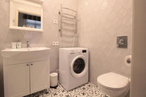 Koupelna v ubytování Charming 1BR apartment with bath in Quiet center of Riga