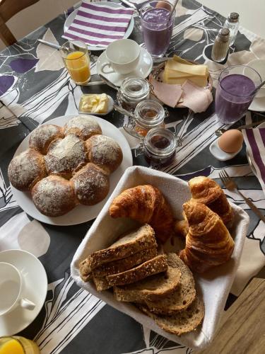 Đồ ăn tại/gần nhà nghỉ B&B