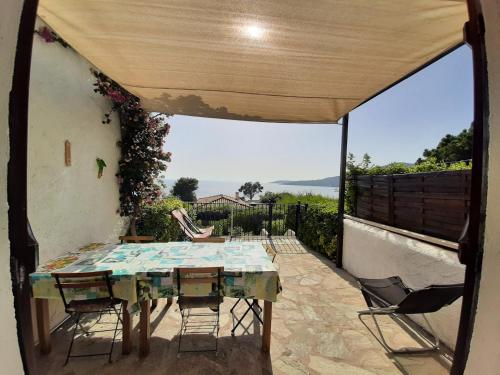 Afbeelding uit fotogalerij van Villa mitoyenne, 100m des plages - 3 chambres- in Sagone