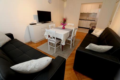 Apartment Mira Lapad