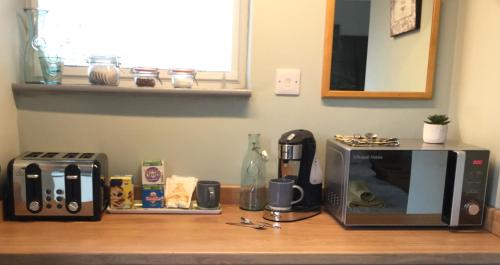 Tetera y cafetera en The Hide at Pinchbeck