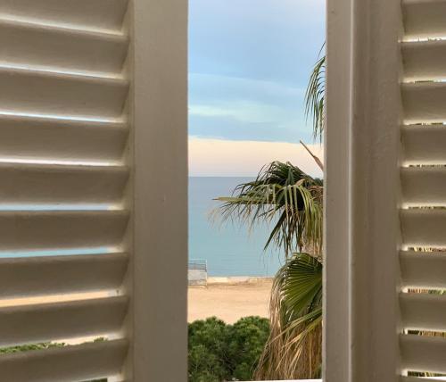 Uma vista do mar geral ou uma vista do mar a partir do bed and breakfast