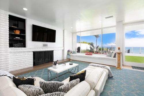 Pacific Coast Charmer – Photos 2