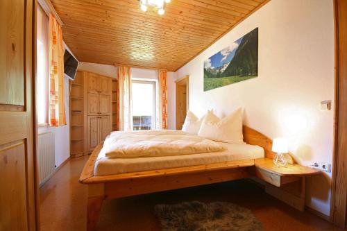 Säng eller sängar i ett rum på Almliesl SOEK-660