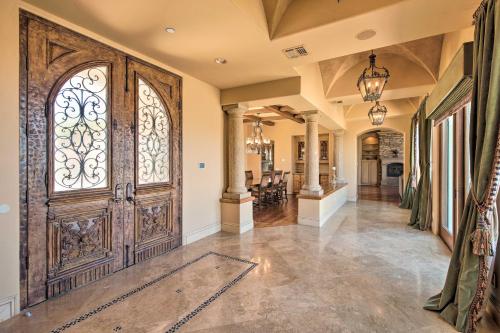 Gallery image of Stunning Palmdale Villa Oasis on Vineyard! in Palmdale