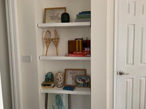 West Street Theatre Flat – Photos 2
