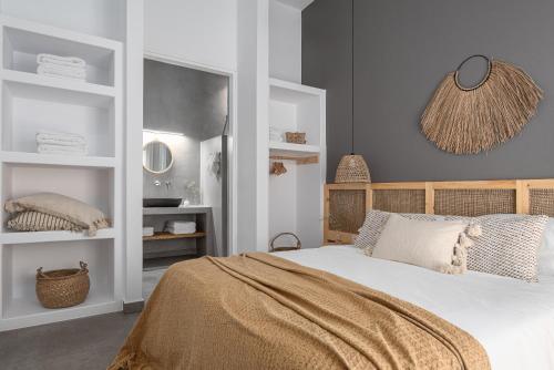 Ένα ή περισσότερα κρεβάτια σε δωμάτιο στο SummerSalt Villa Paros