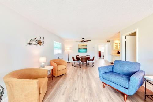 Beachside Bungalow – Photos 3