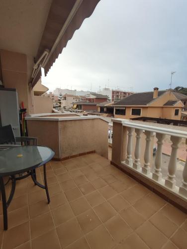 Balkón alebo terasa v ubytovaní Apartment next to the beach