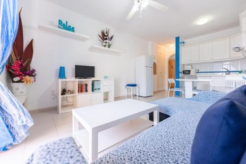 A kitchen or kitchenette at Las Galletas House