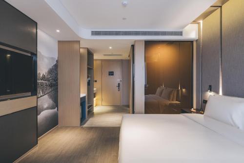 Gallery image of Atour Hotel Shaoxing Shangyu E-Travel Town in Shaoxing