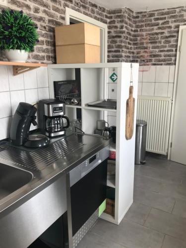 Nhà bếp/bếp nhỏ tại The RustyCorner- neue FeWo in Solingen