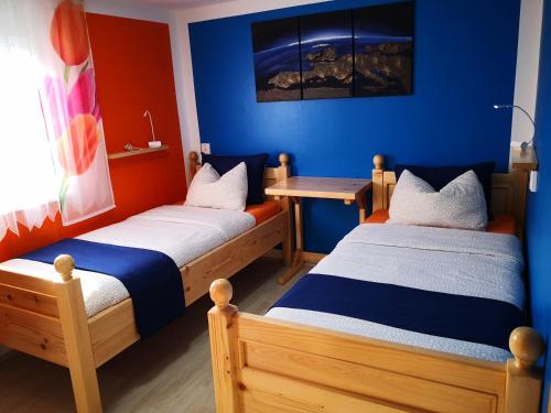 Posteľ alebo postele v izbe v ubytovaní Apartmani Novak - Vir