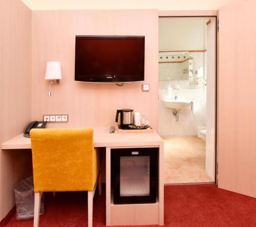 Gallery image of Hotel ADRIA München in Munich