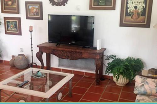 Gallery image of Villa Giovanni- Beachfront community w/pools in Sabana