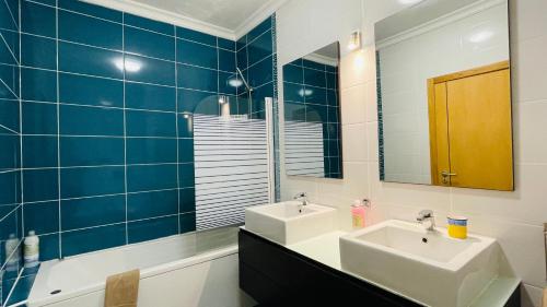 Santa Maria C - Shared Pool - 8 Guests - Albufeira
