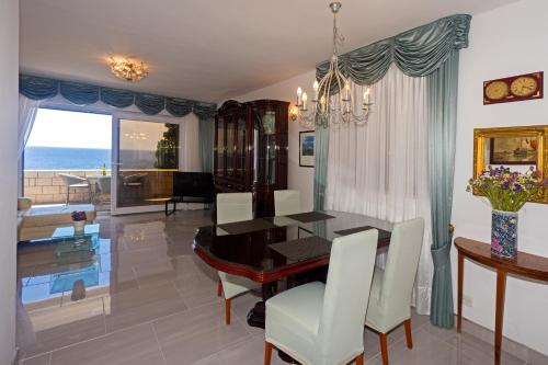 Antonia's place by Villa Kristonia