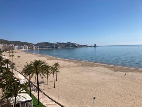 Foto dalla galleria di Beachfront and Renovated Apartment a Cullera
