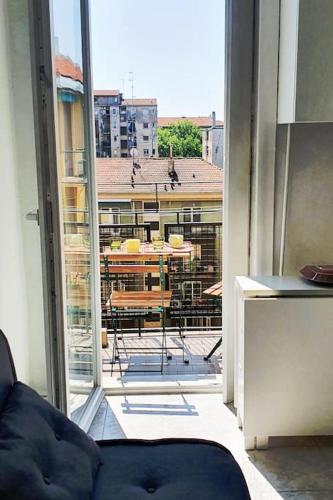 Tolstoj Metro Apartment MIlano