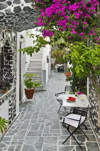 Сад в Galatia Villas
