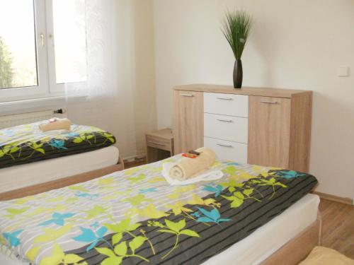 Postel nebo postele na pokoji v ubytování Ferienwohnung Zierold