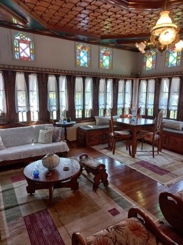 Gallery image of Archontiko Blana in Vizitsa