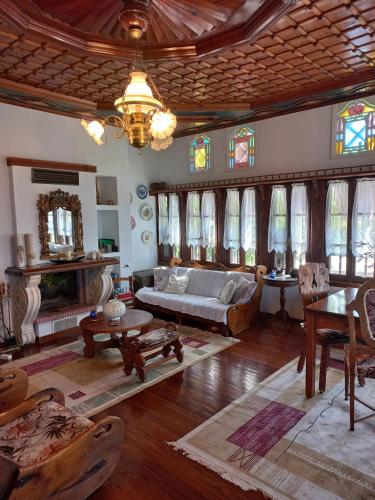 Gallery image of Archontiko Blana in Vizitsa