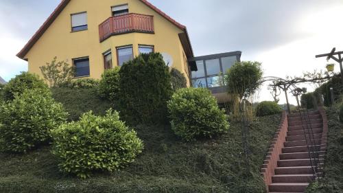 Taman di luar Ferienwohnung Le