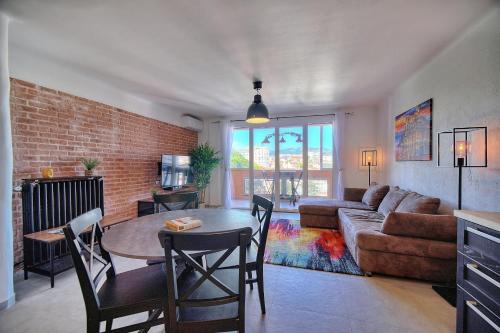 IMMOGROOM - Rénové - Loggia - Vue dégagée - Parking - Clim