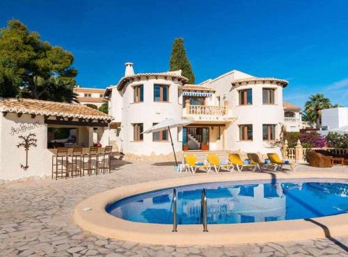 VILLA PIA, ideal para familias en Moraira