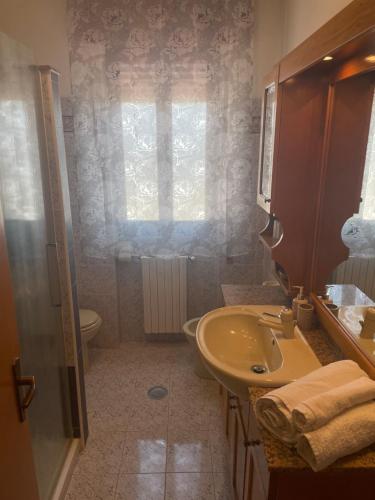 A bathroom at Villa Daniele
