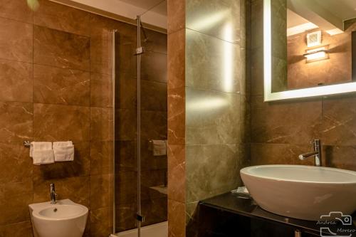 Koupelna v ubytování Hotel I Somaschi