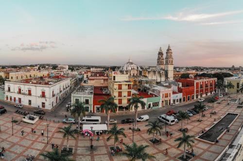 an aerial view of a city with buildings at Hotel Murallas 231 in Campeche