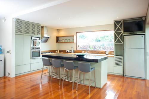 Dapur atau dapur kecil di Sienna Villas Seminyak