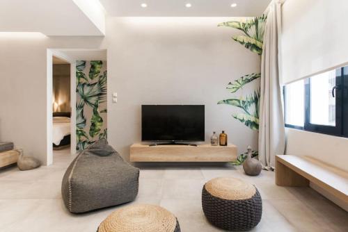 Chic Apartment - Strolling to the Athenian streets