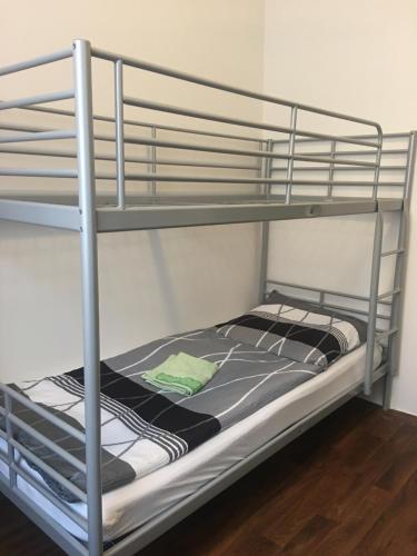 Двухъярусная кровать или двухъярусные кровати в номере Pension Anna - Monteurzimmer