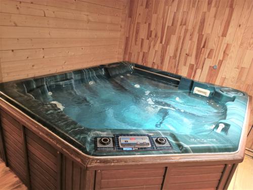 a jacuzziificialificialificialificialificialificialificialificialificialificialificial at Charmes de Velupont with Wellness in Braives