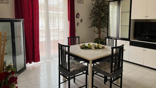 Dapur atau dapur kecil di Casa del Minatore 2 - Gonnesa