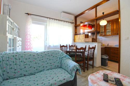 Apartment Zeljko 2158 – Photos 3